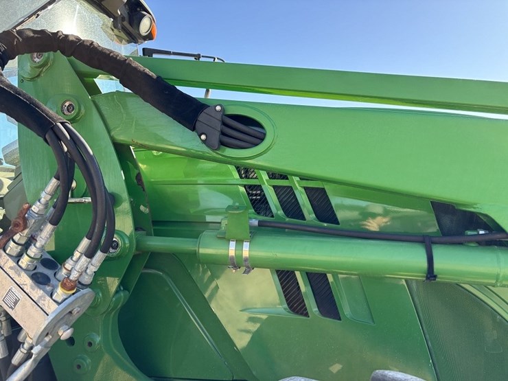 john-deere-6125m-image-14