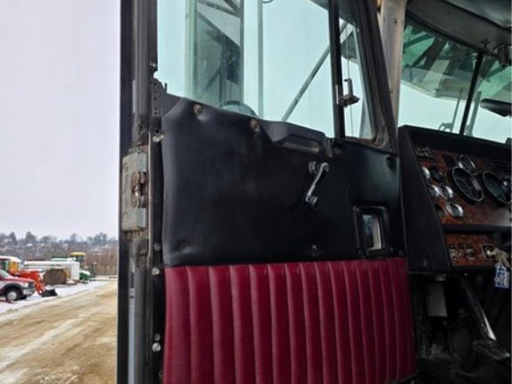 kenworth-t800-image-23