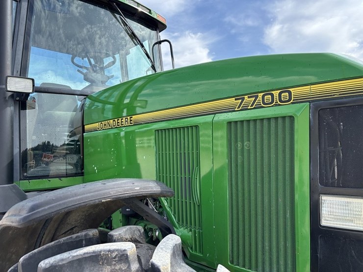 john-deere-7700-image-11