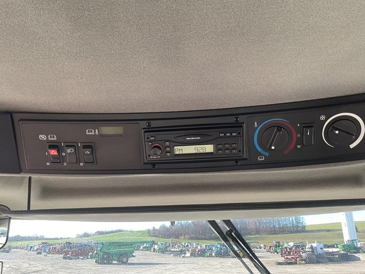 new-holland-t6.155-image-32