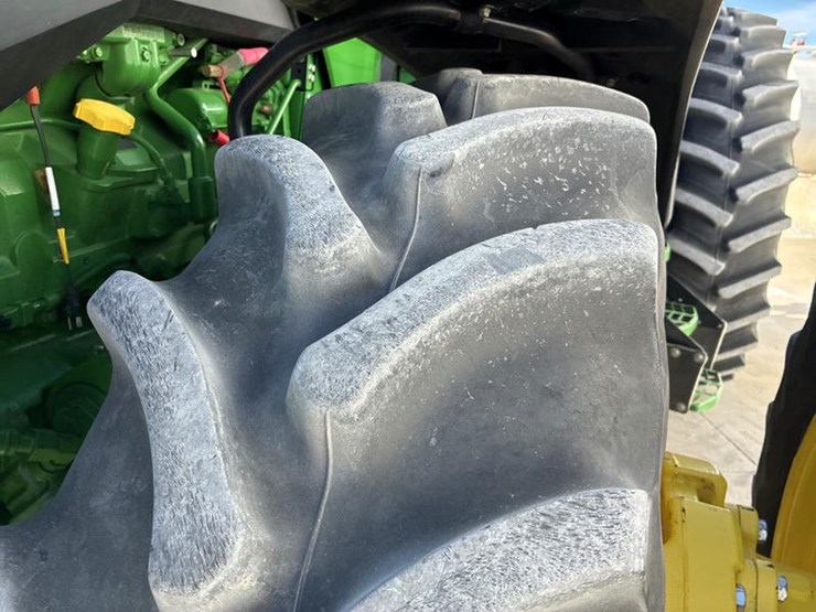 john-deere-8r-340-image-49