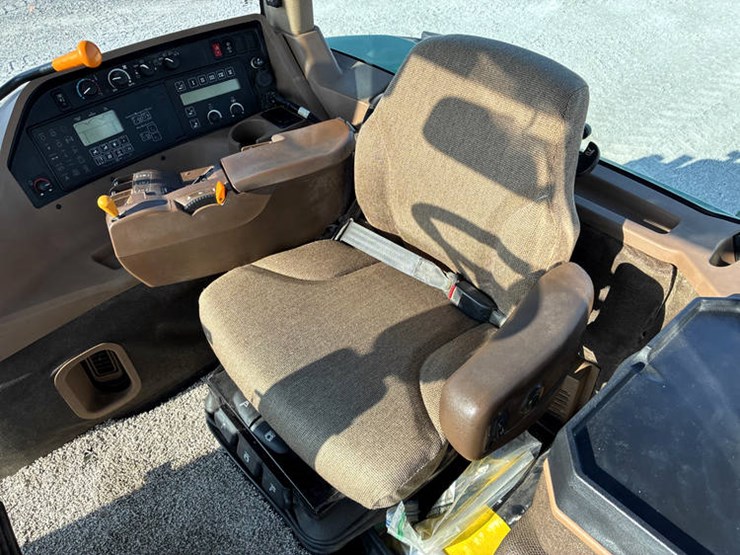 john-deere-9300t-image-80