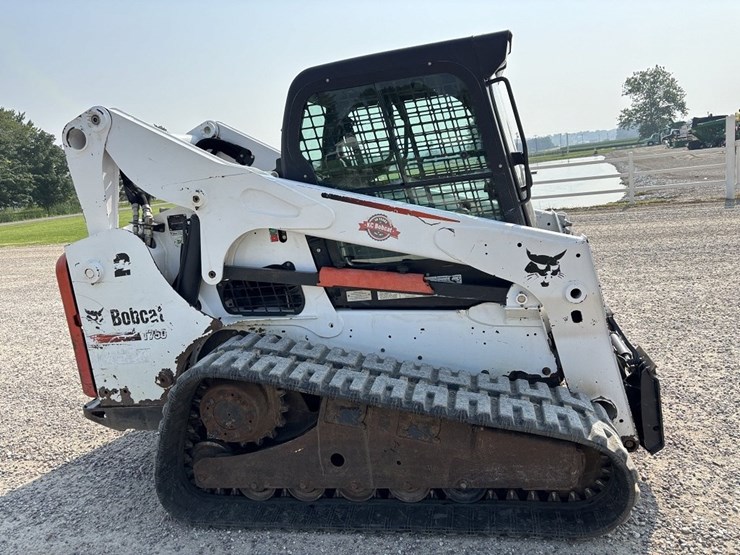 bobcat-t750-image-6