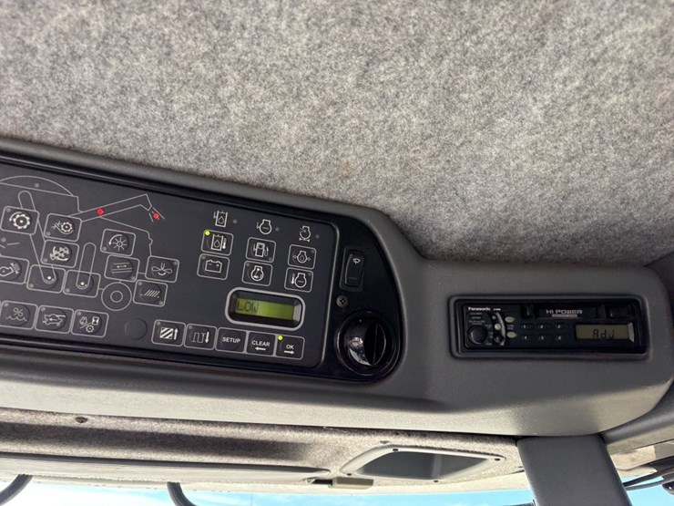 gleaner-r75-image-59