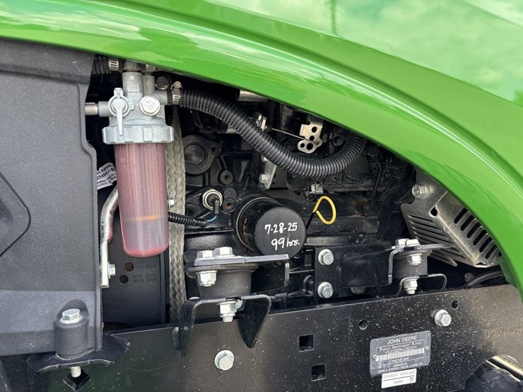 john-deere-1025r-image-21