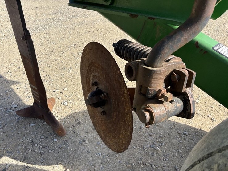 john-deere-2100-image-41