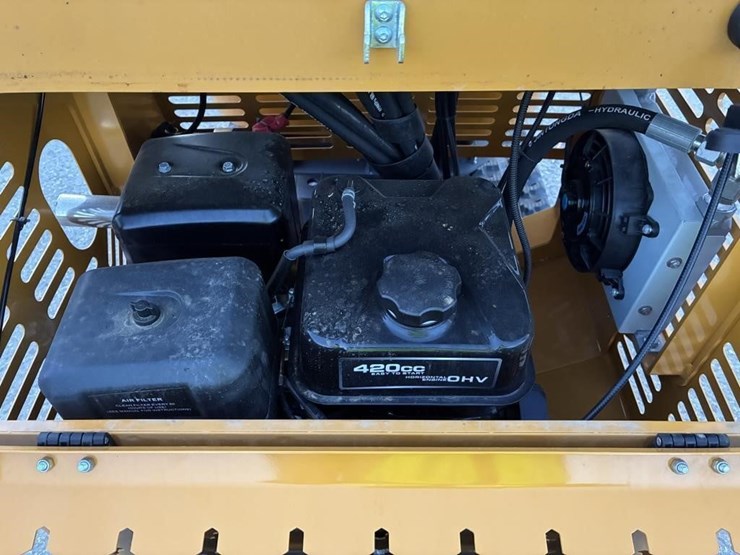 2025-vicsec-x1200-mud-buggy-image-7