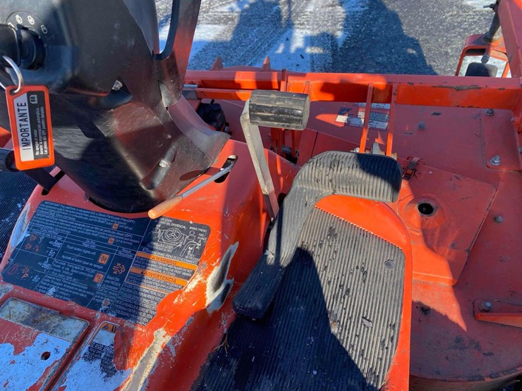 2016-kubota-f3990-image-10