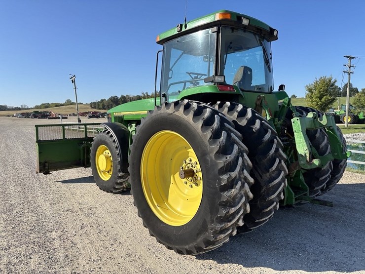 john-deere-8200-image-3