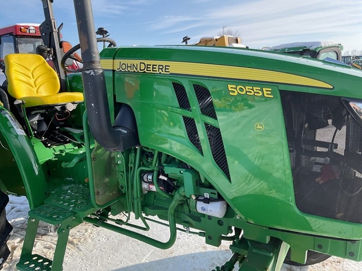john-deere-5055e-image-10