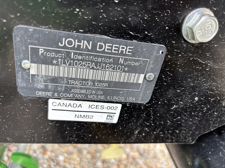 john-deere-1025r-image-46