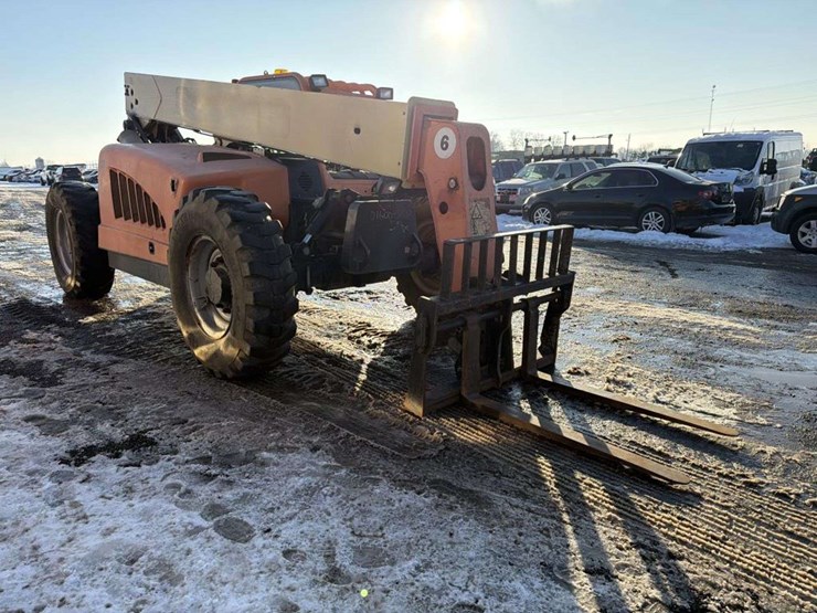 2012-jlg-g6-42a-image-5