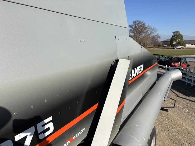 gleaner-r75-image-52