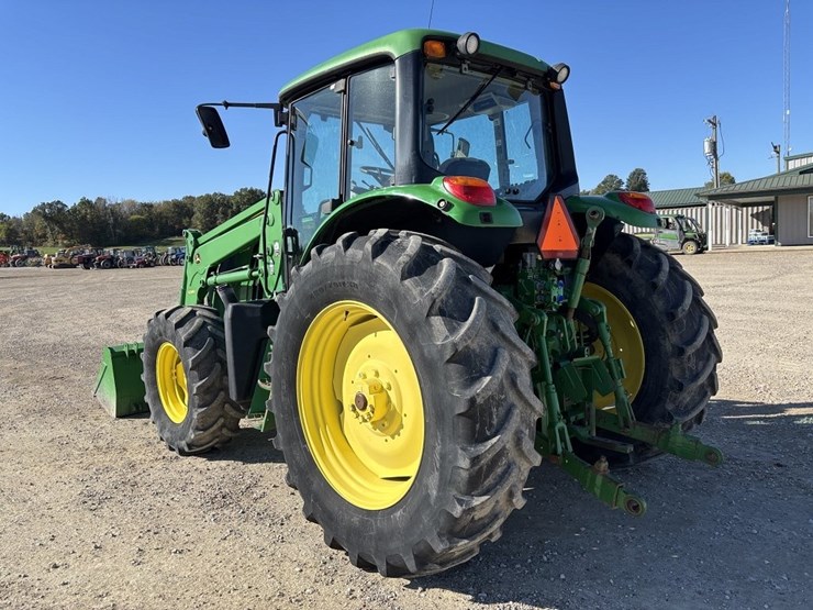 john-deere-6125m-image-3