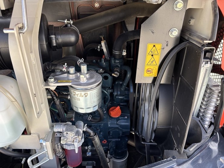 2022-kubota-kx71-3-image-22