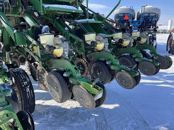 john-deere-6000-image-20