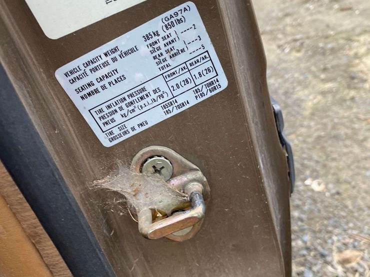 1983-mazda-626-coupe---non-running-vehicle-image-14