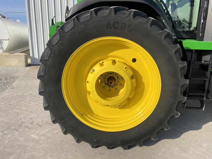 john-deere-8r-370-image-61