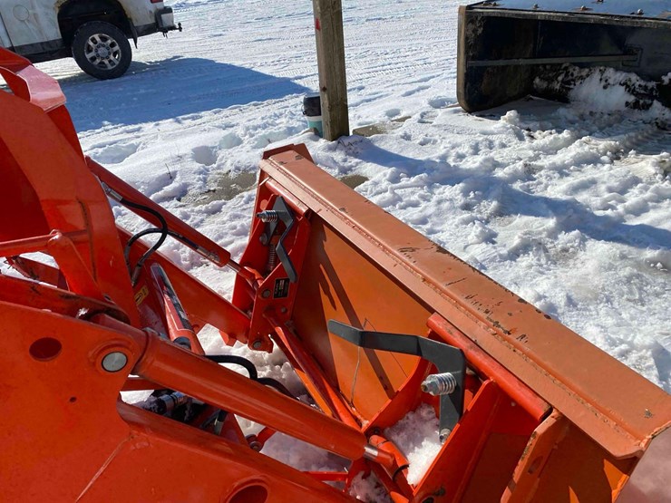 kubota-b3350hsdc-image-22