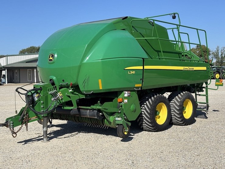 john-deere-l341-image-1