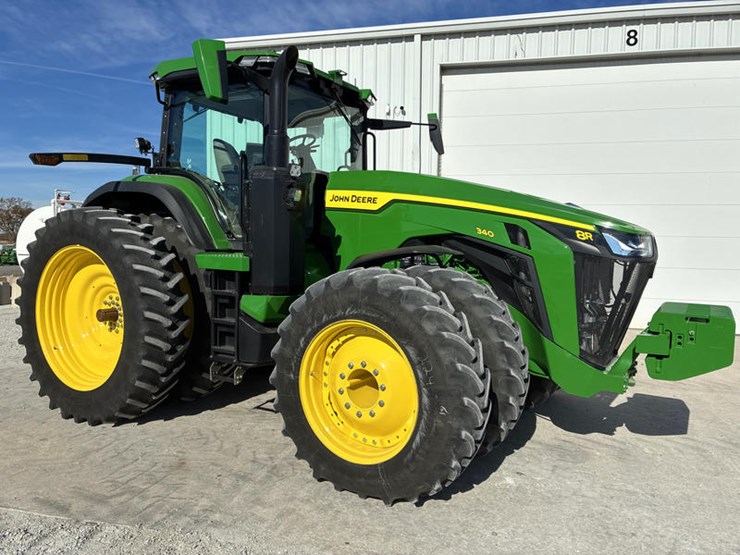 john-deere-8r-340-image-1