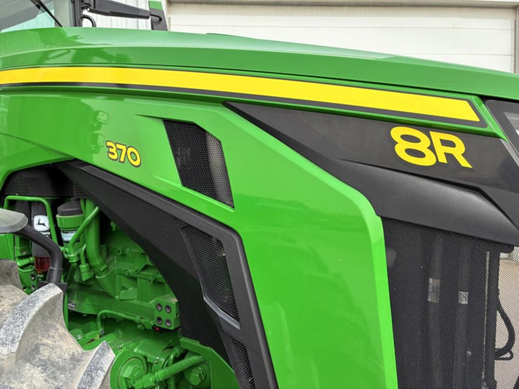 john-deere-8r-370-image-14