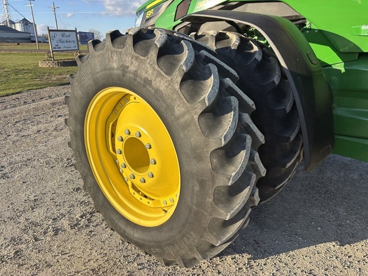 john-deere-8r-310-image-30