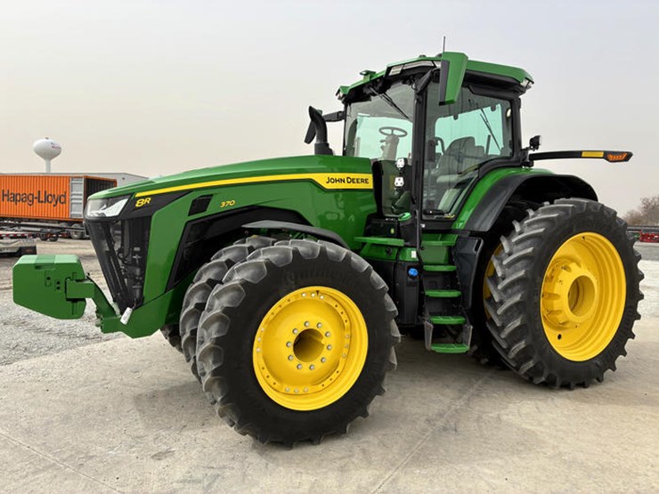 john-deere-8r-370-image-8