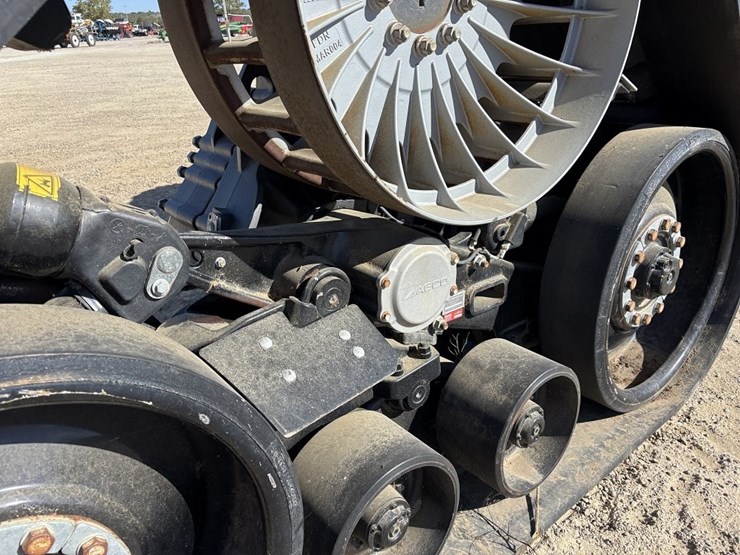 camso-agco-fendt-combine-tracks-image-24