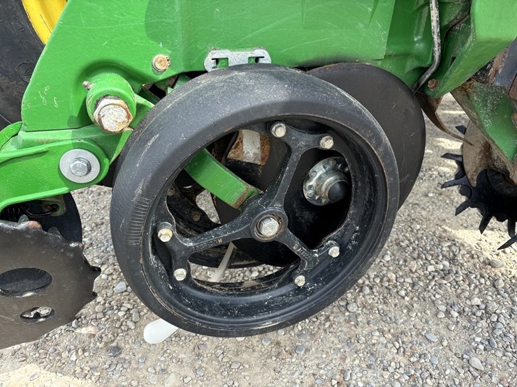 john-deere-1770nt-image-14