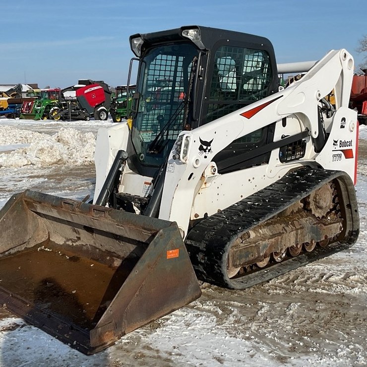 2022 BOBCAT T770