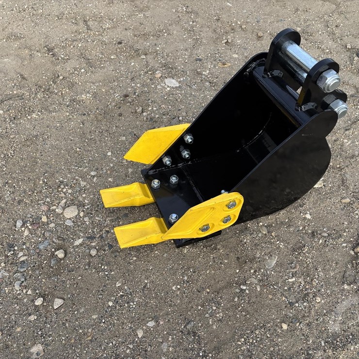 IR MINI 20CM TOOTHED BUCKET