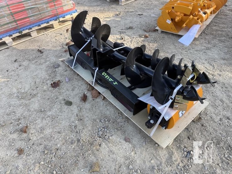 skid-steer-auger-image-1