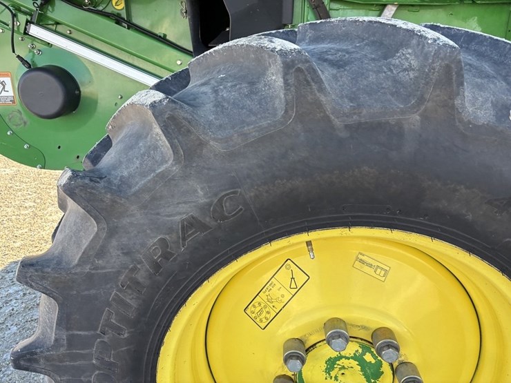 john-deere-s670-image-26