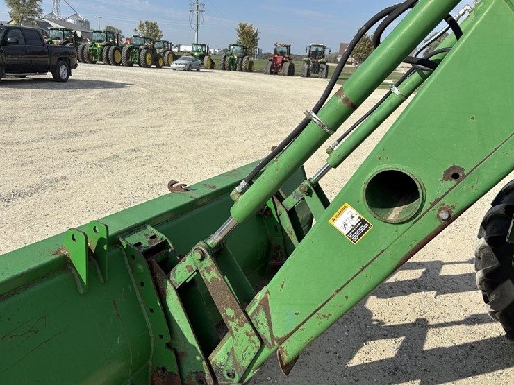 john-deere-7320-image-8