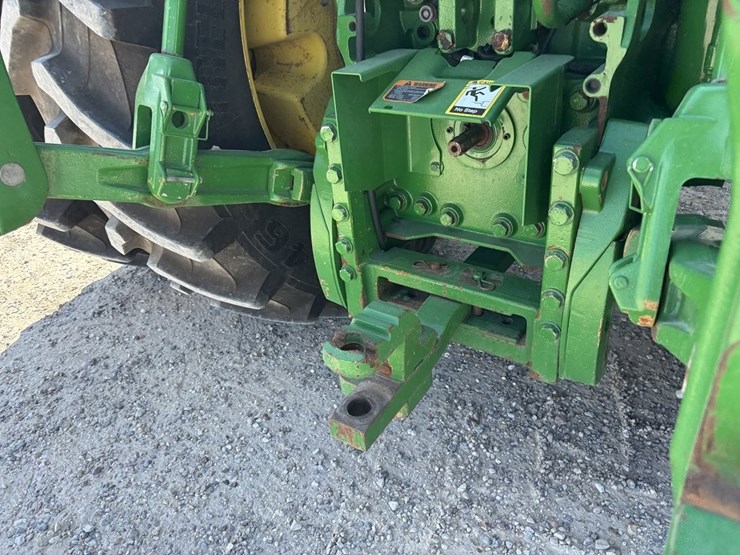 john-deere-7215r-image-22