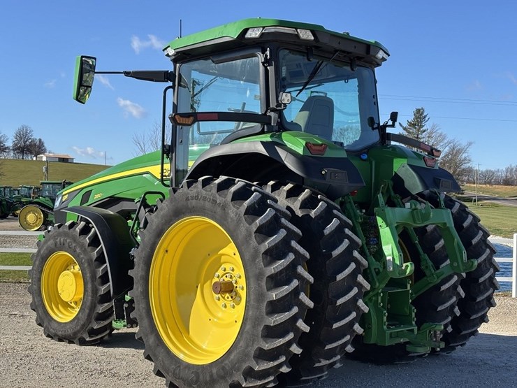 2022-john-deere-8r-280-image-3