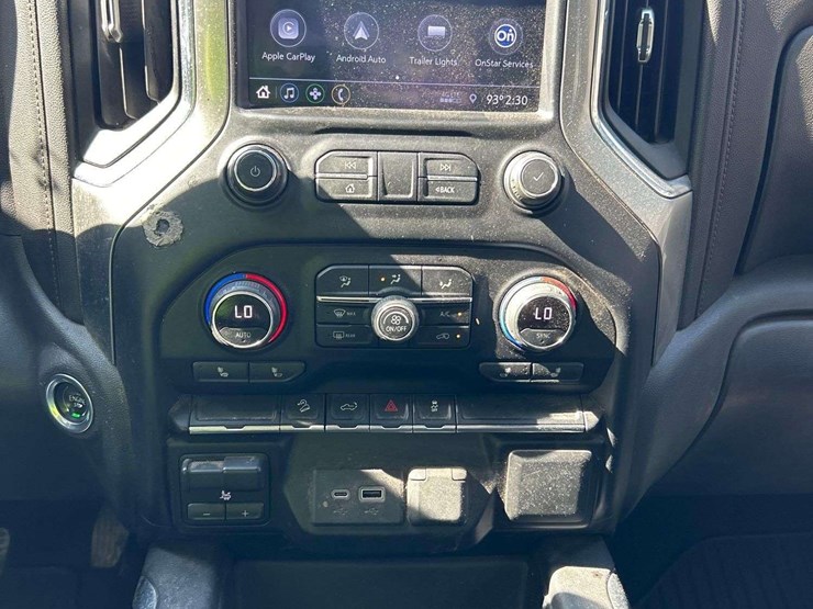 2021-chevrolet-silverado-1500-image-18