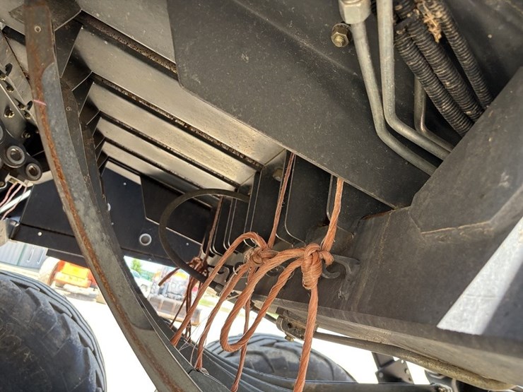 2018-claas-quandrant-5300rf-large-square-baler-image-49