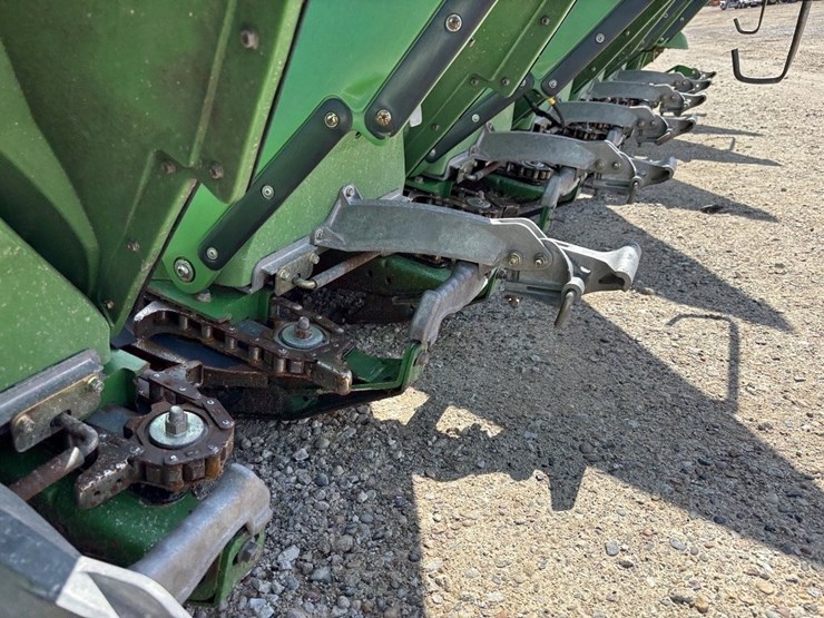 john-deere-608c-image-10