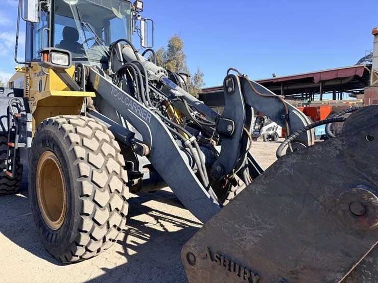 komatsu-wa200pt-image-7