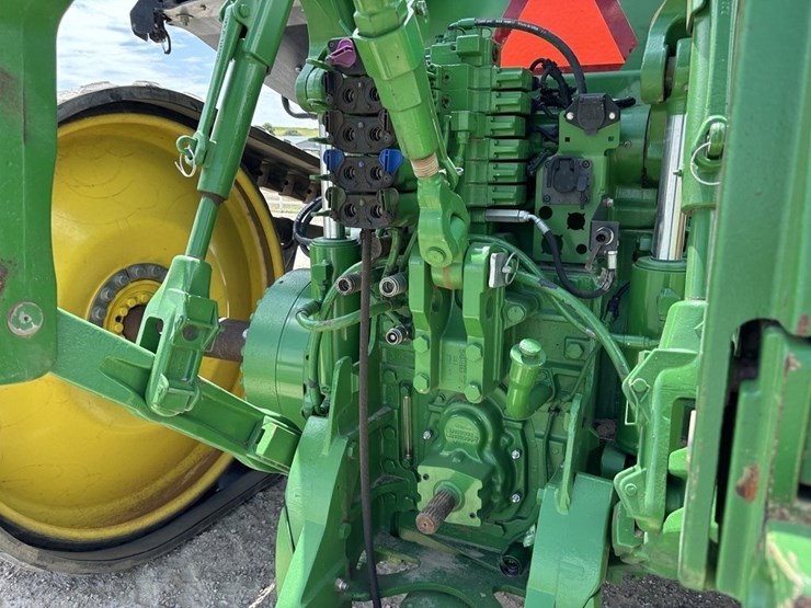 john-deere-8320rt-image-15