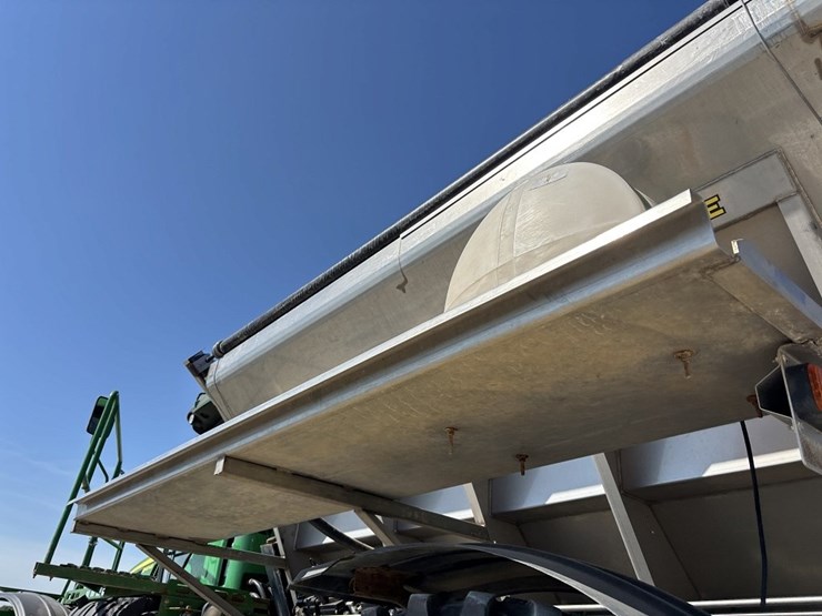 john-deere-r4045-image-39