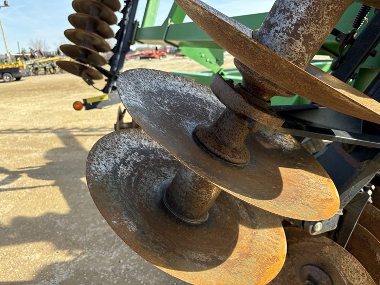 john-deere-637-image-13