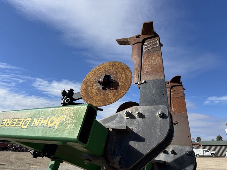 john-deere-2100-image-24