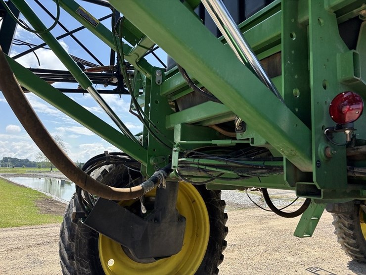 john-deere-4720-image-23