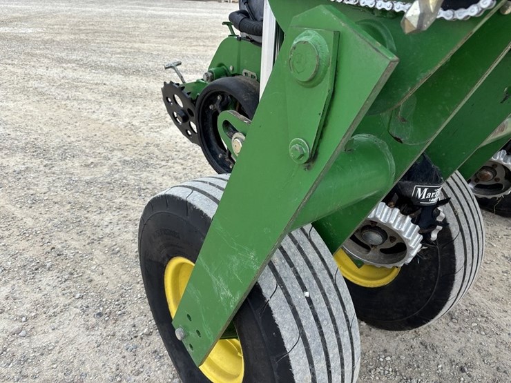 john-deere-1770nt-image-40