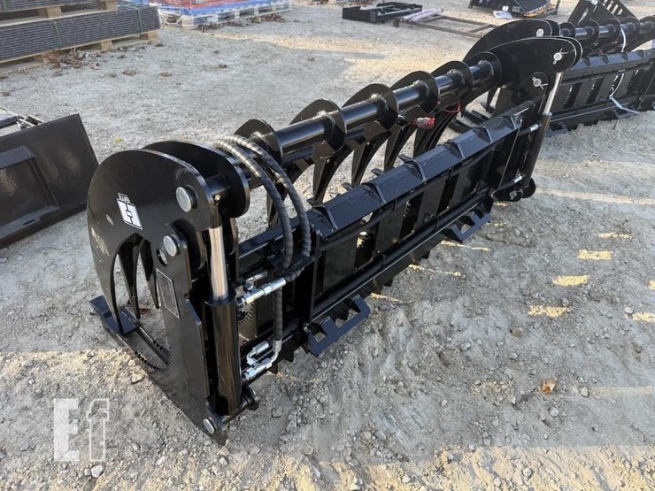 skid-steer-log-grapple-image-5