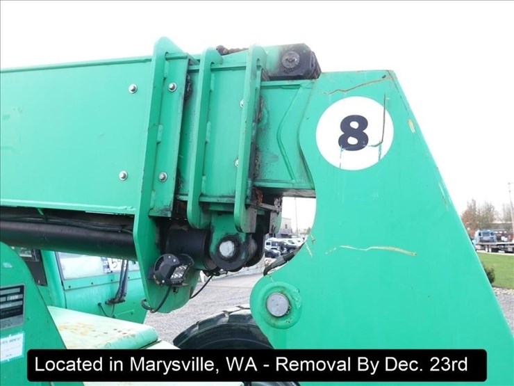 2012-jlg-8042-image-3