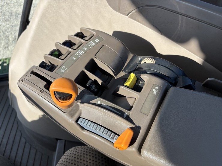 john-deere-6150r-image-42